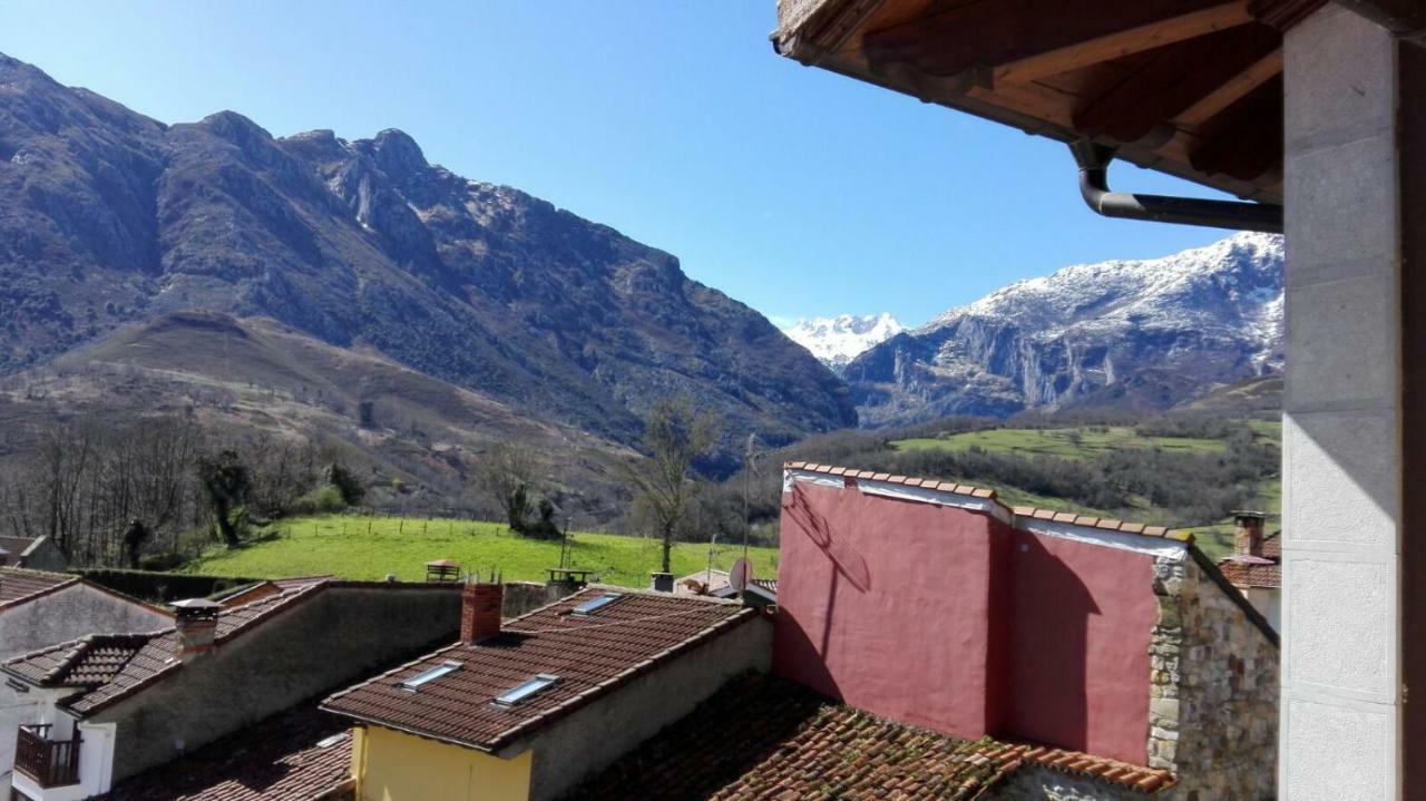 Las Cabraliegas Arenas De Cabrales Exterior photo