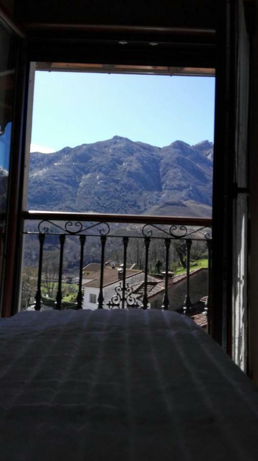 Las Cabraliegas Arenas De Cabrales Exterior photo